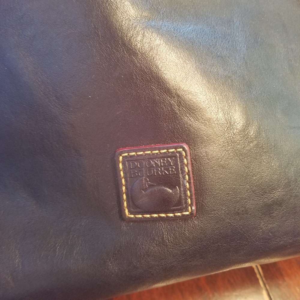 Dooney and Bourke purse